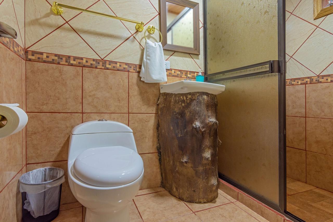 Monte Fresco Hostel Boutique Puntarenas Zewnętrze zdjęcie