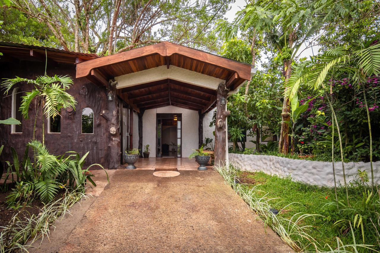 Monte Fresco Hostel Boutique Puntarenas Zewnętrze zdjęcie